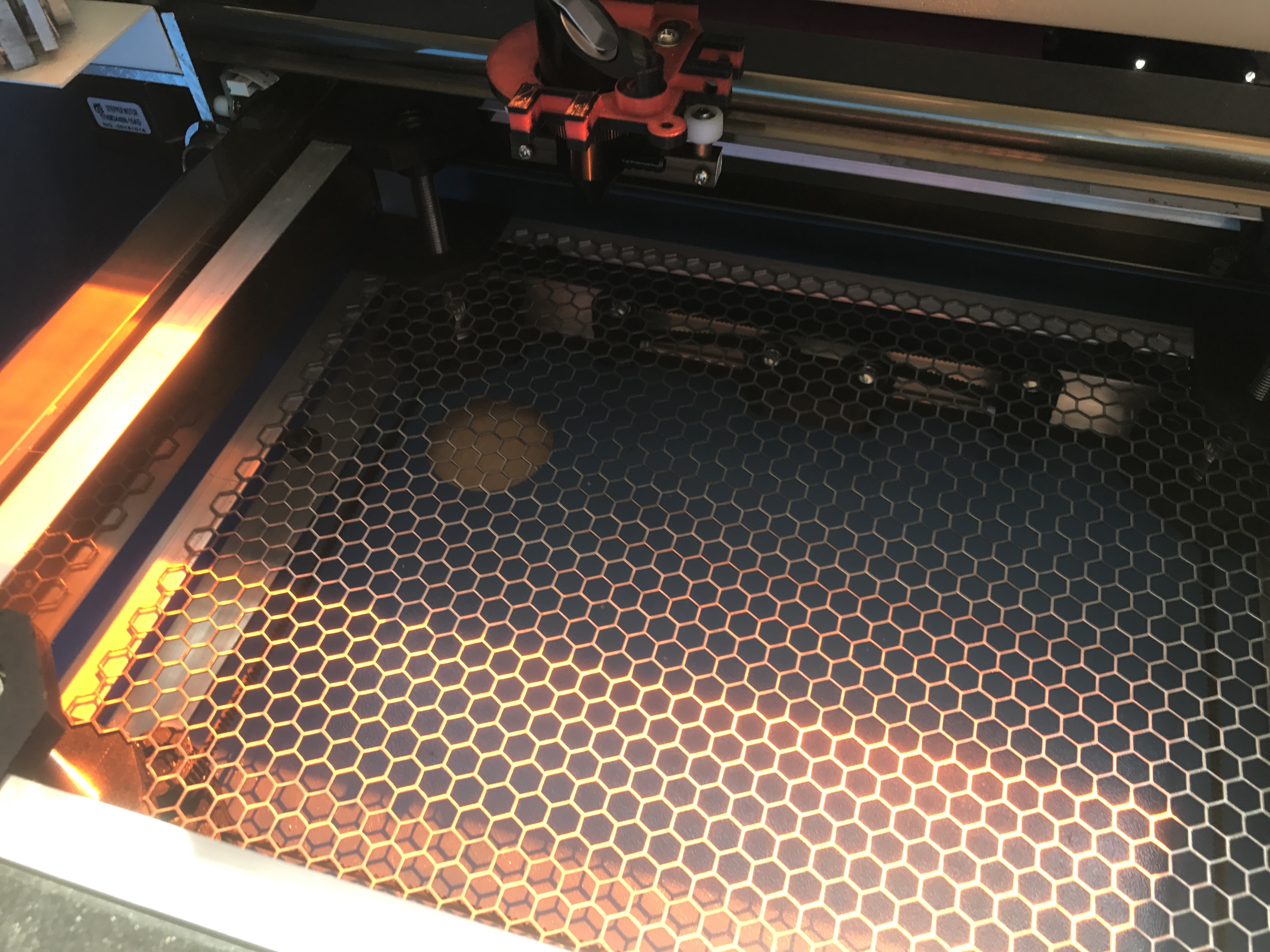 K40 Chinese Laser adjustable build plate