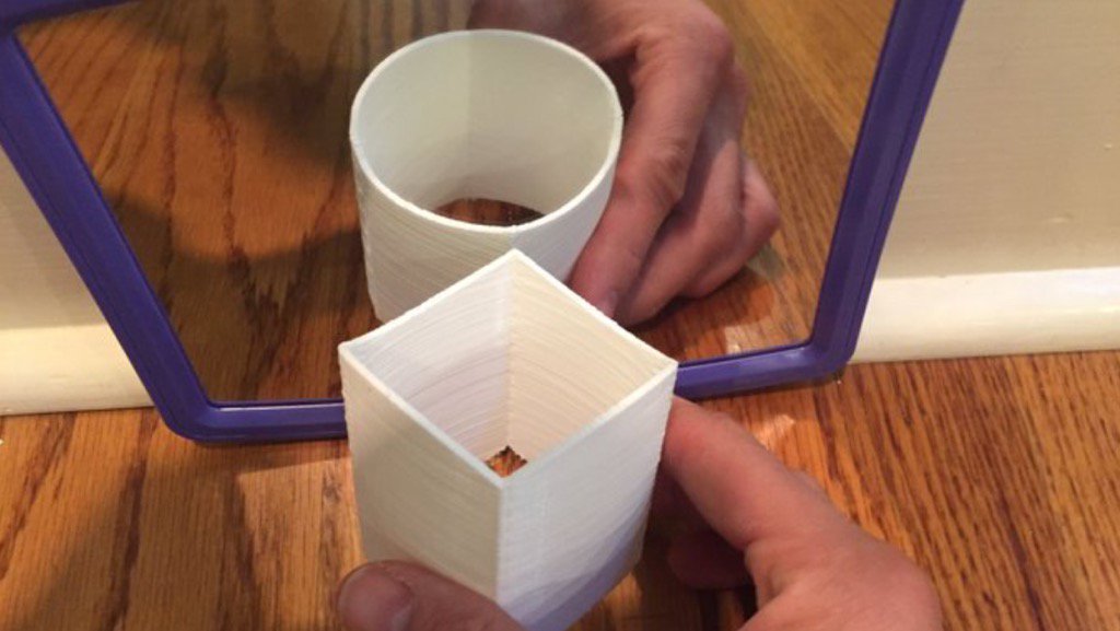 Sugihara’s Circle/Square Optical Illusion