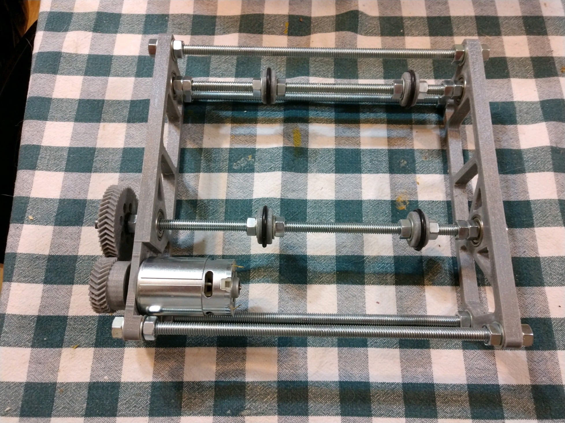 Affordable Rock Tumbler B&D Drill Motor Version