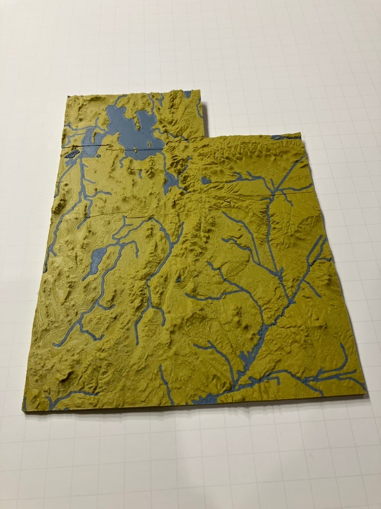 Utah topographic map with rivers and lakes