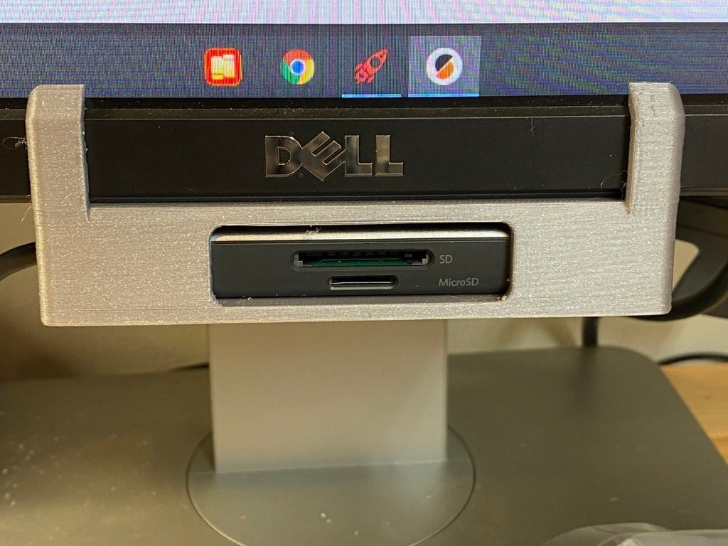 Monitor-Mounted Holder for USB Hub