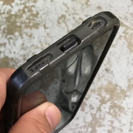 Dust Plug for Lightning Port