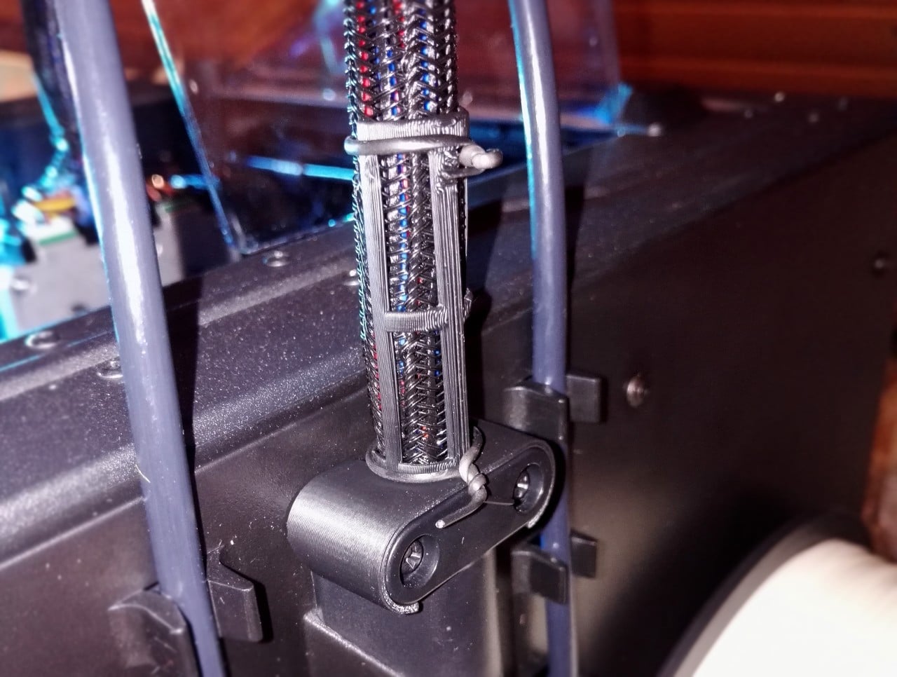 FlashForge Creator Pro umbilical wire support