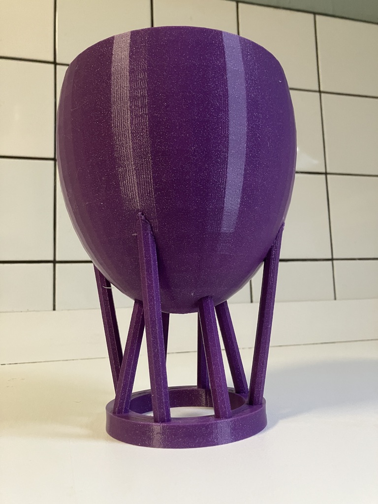 Flowerpot on sticks