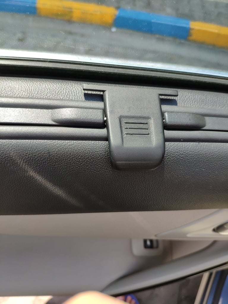 Peugeot 508 door curtain handle