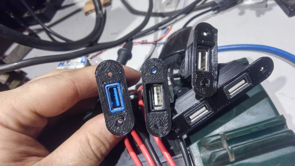 USB cable holder, flange