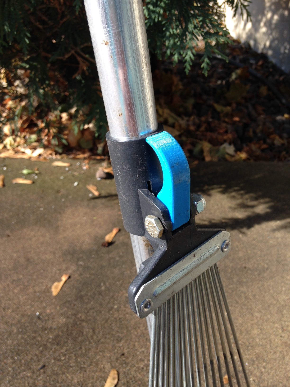 Cam for Adjustable Rake