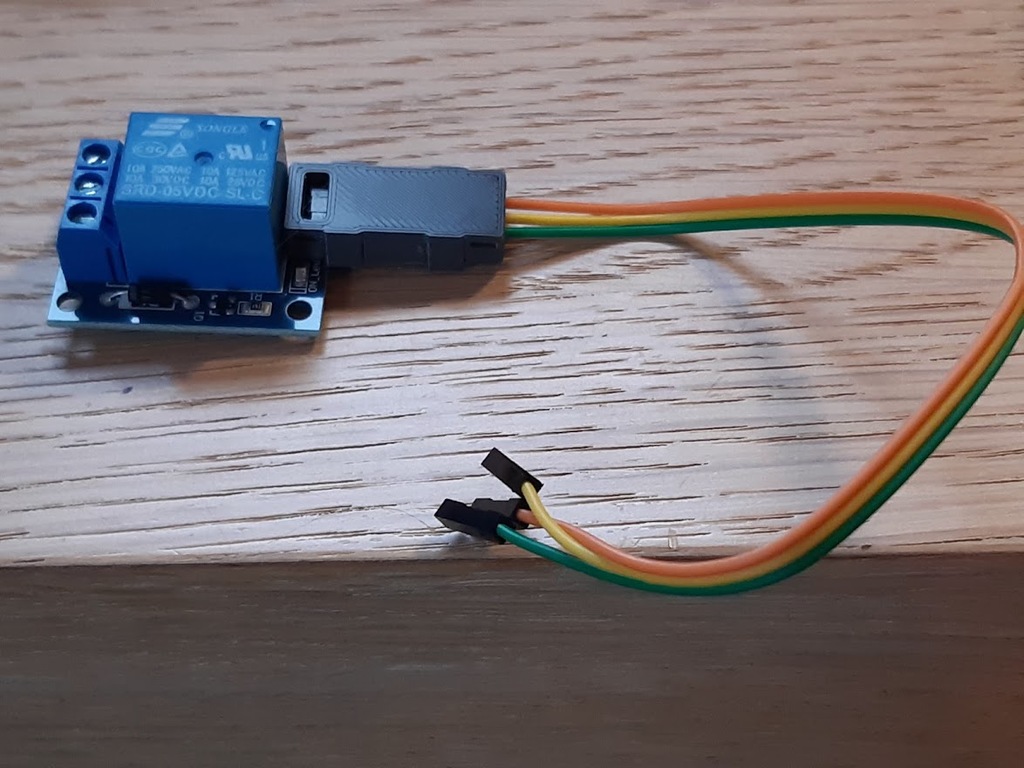 Jumper wire connector lock for Arduino Sensors