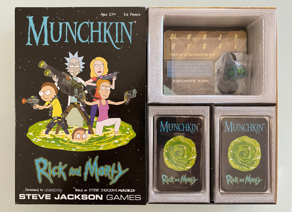 Card organizer for "Munchkin Rick and Morty"