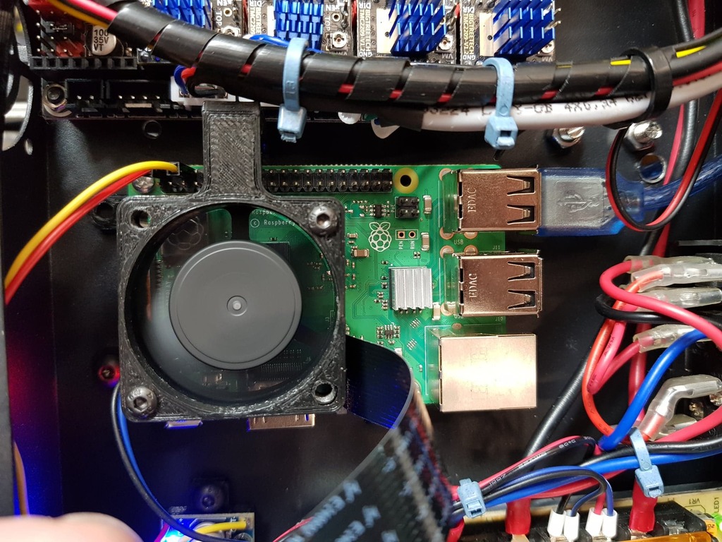 Raspberry Pi 3 B+ mounting frame with cup fan cooler