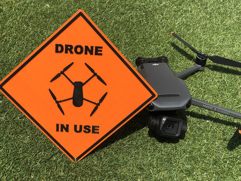 Sign Drone in use | DJI Mavic Drone Pilot