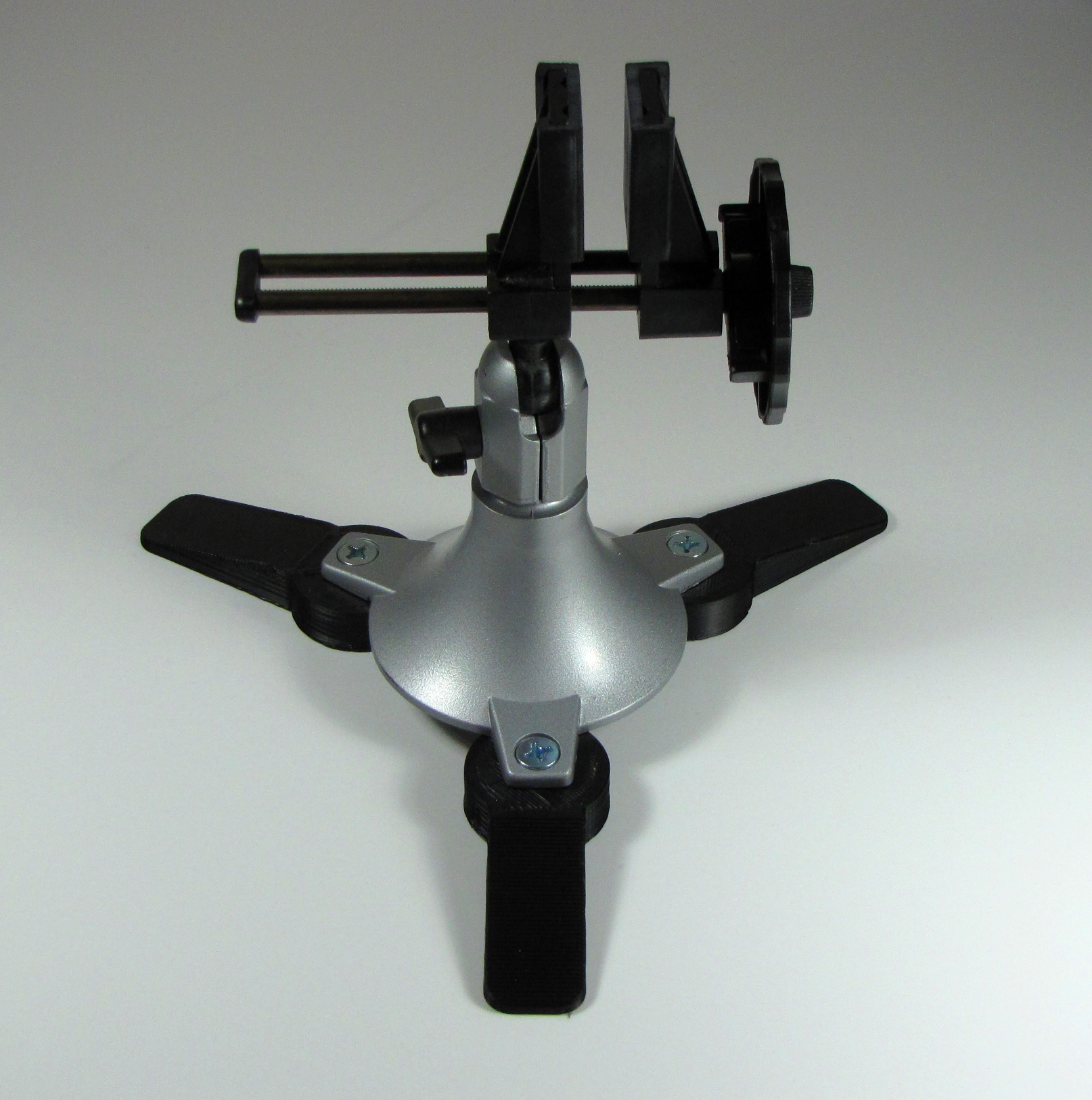 ThreeToe base for Panavise