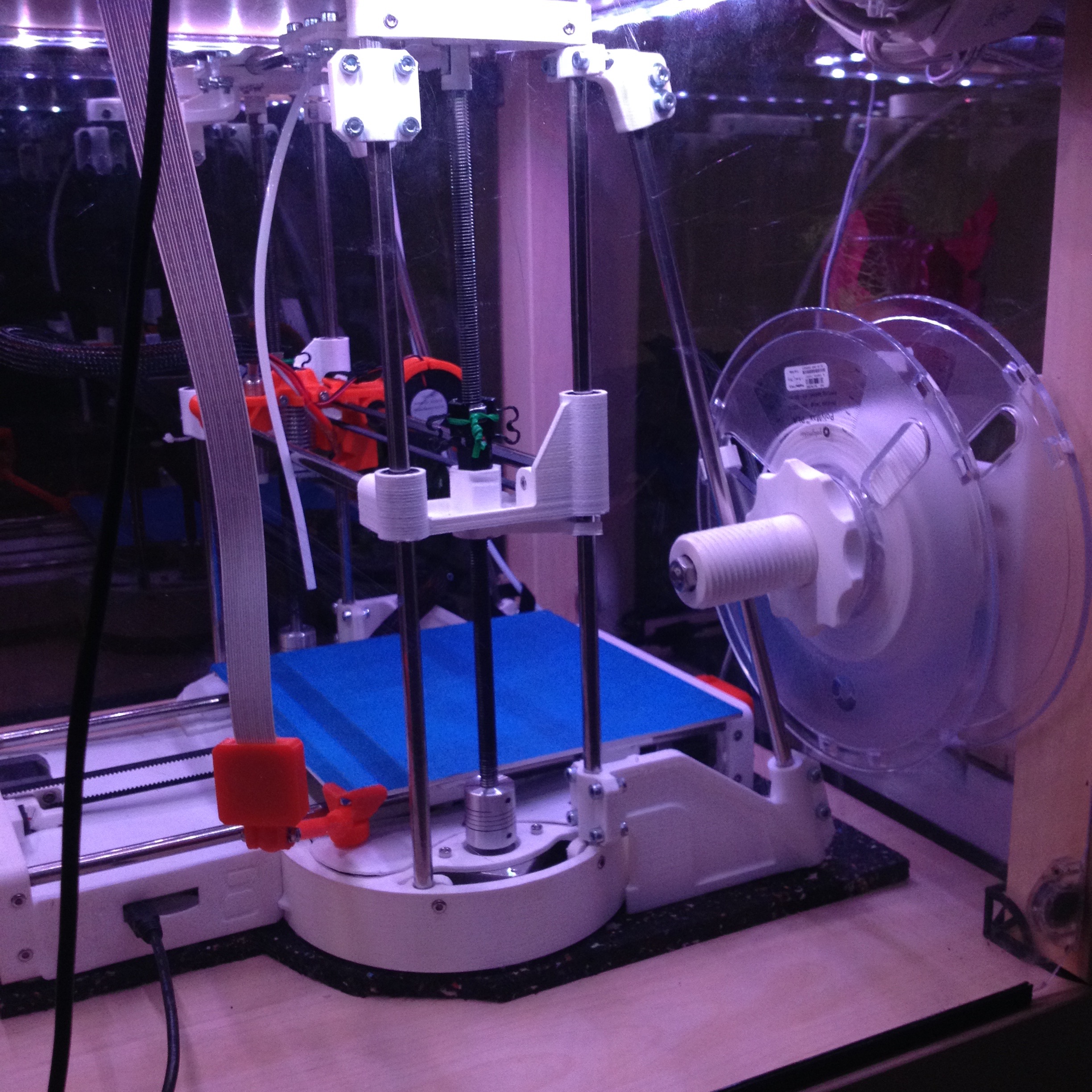 Remix of the part "Printer Mount V2" from "Universal Ultimaker 2 Spool Holder by Undeviljur