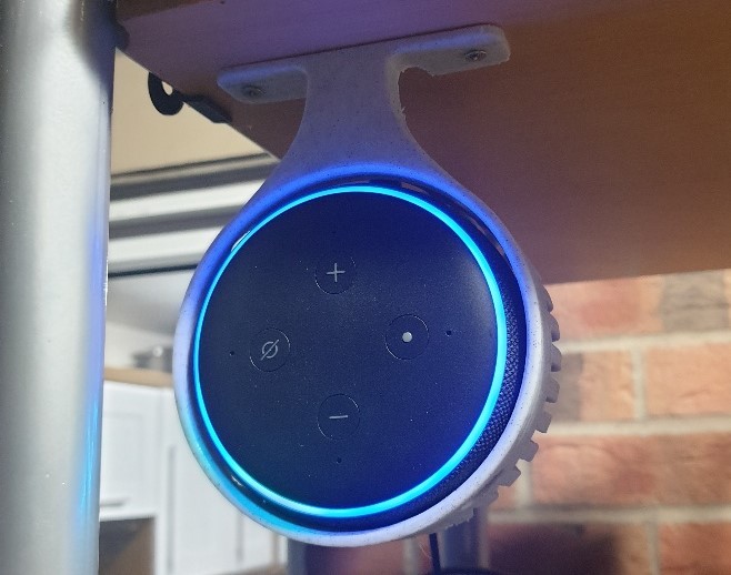 Amazon Echo Dot Gen.3 hang mount