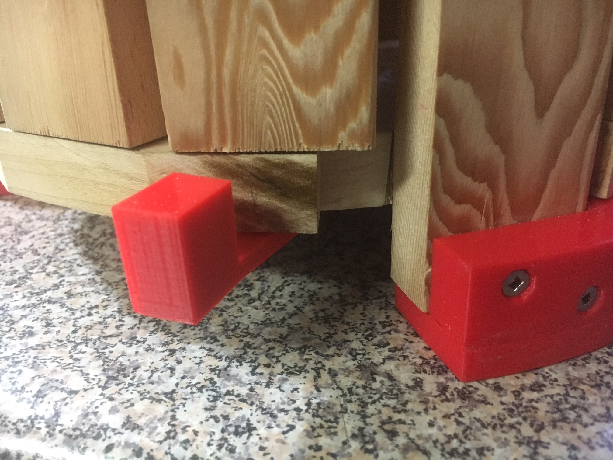 Wine Press Modified Feet and Lock