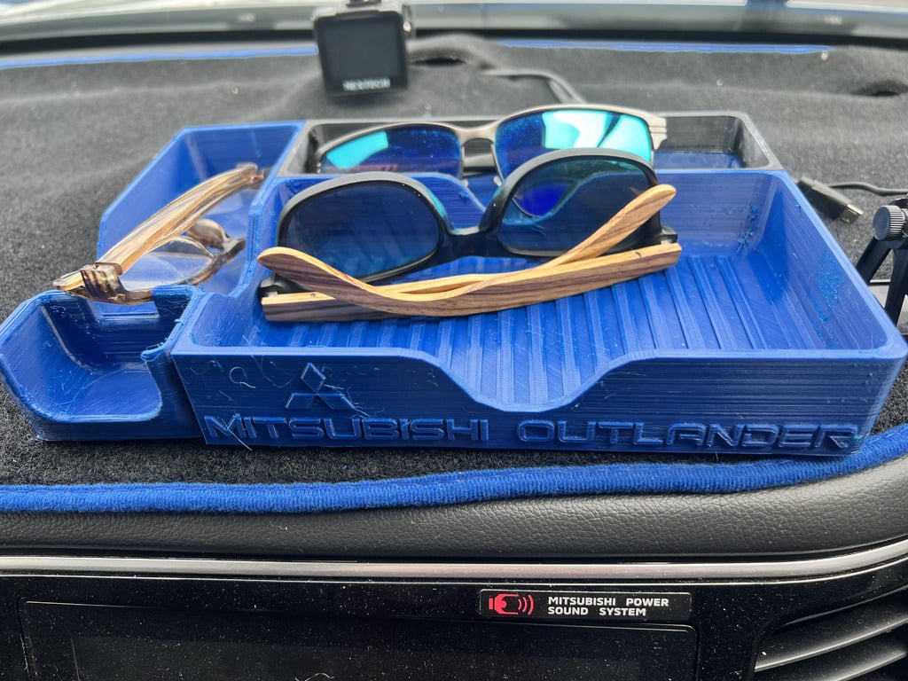 Mitsubishi Outlander Dashboard tray