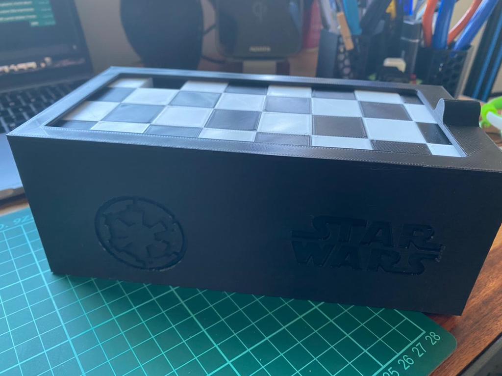 Star Wars small chess box