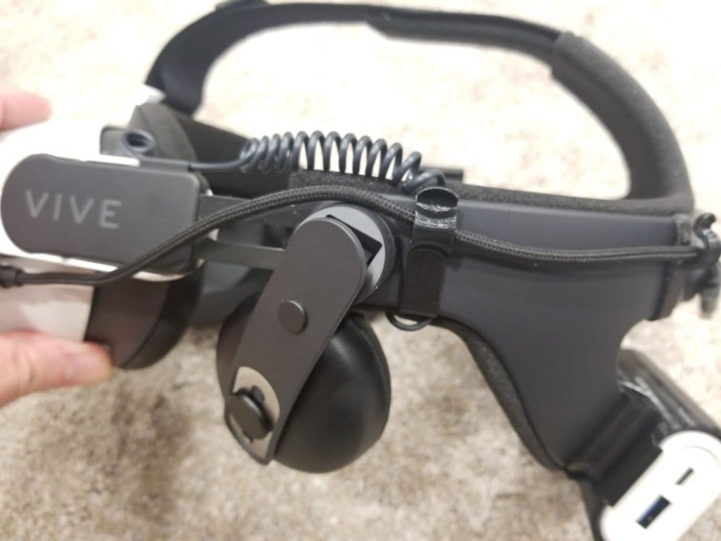 Oculus Link Cable Clip for Deluxe Audio Strap "DAS"