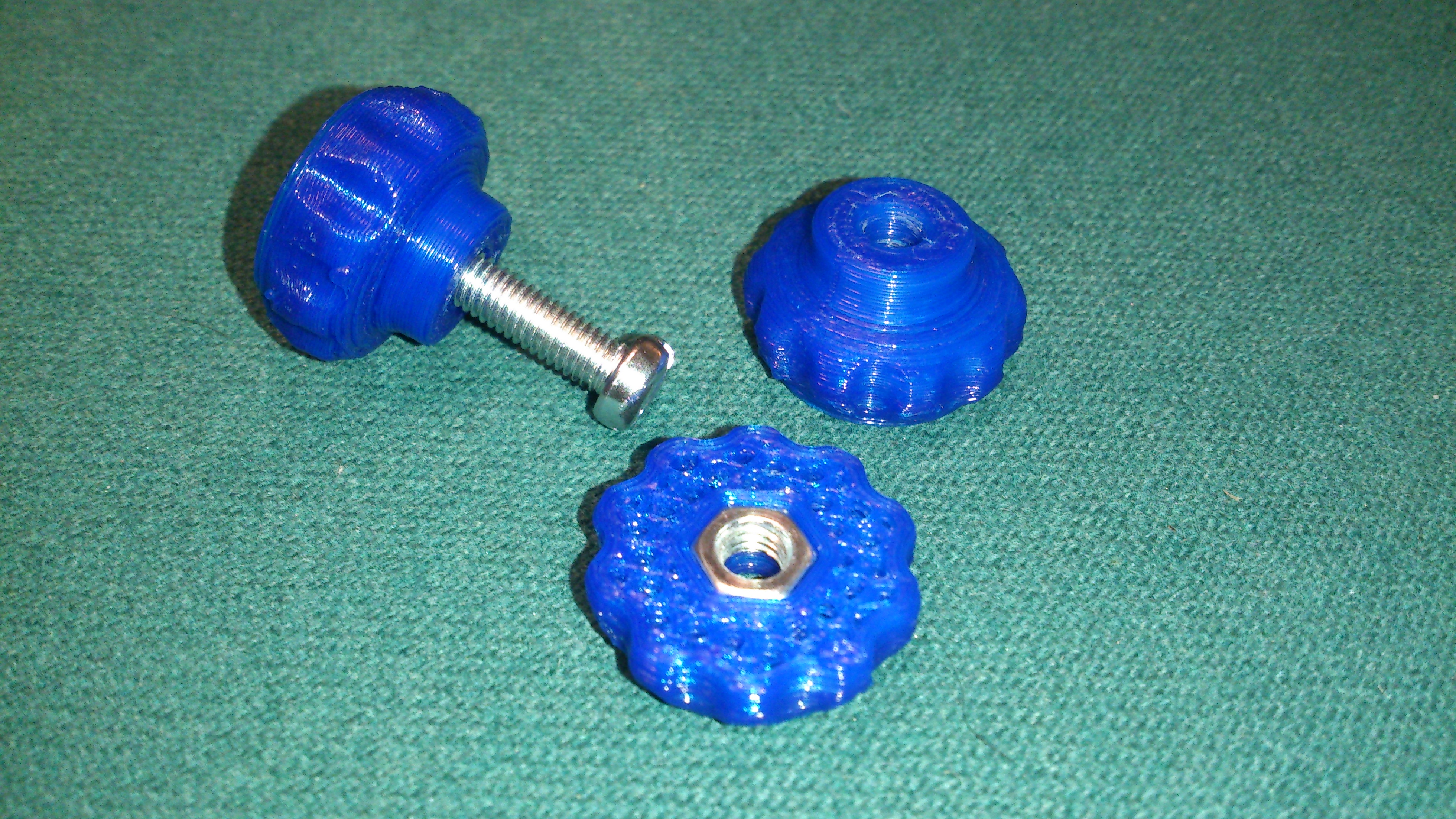 Knob for M5 nut.