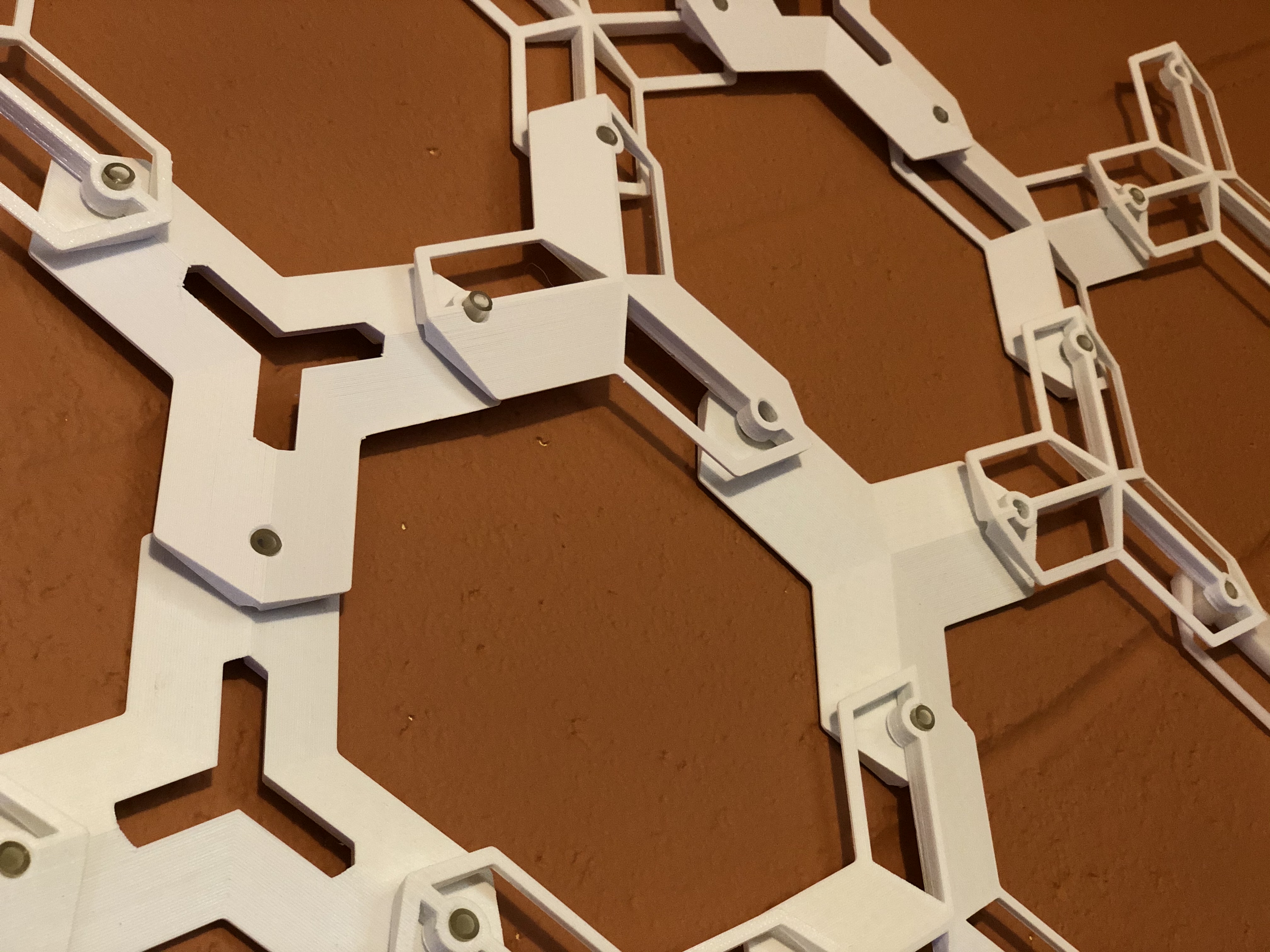 Hexatile: Modular Wall System