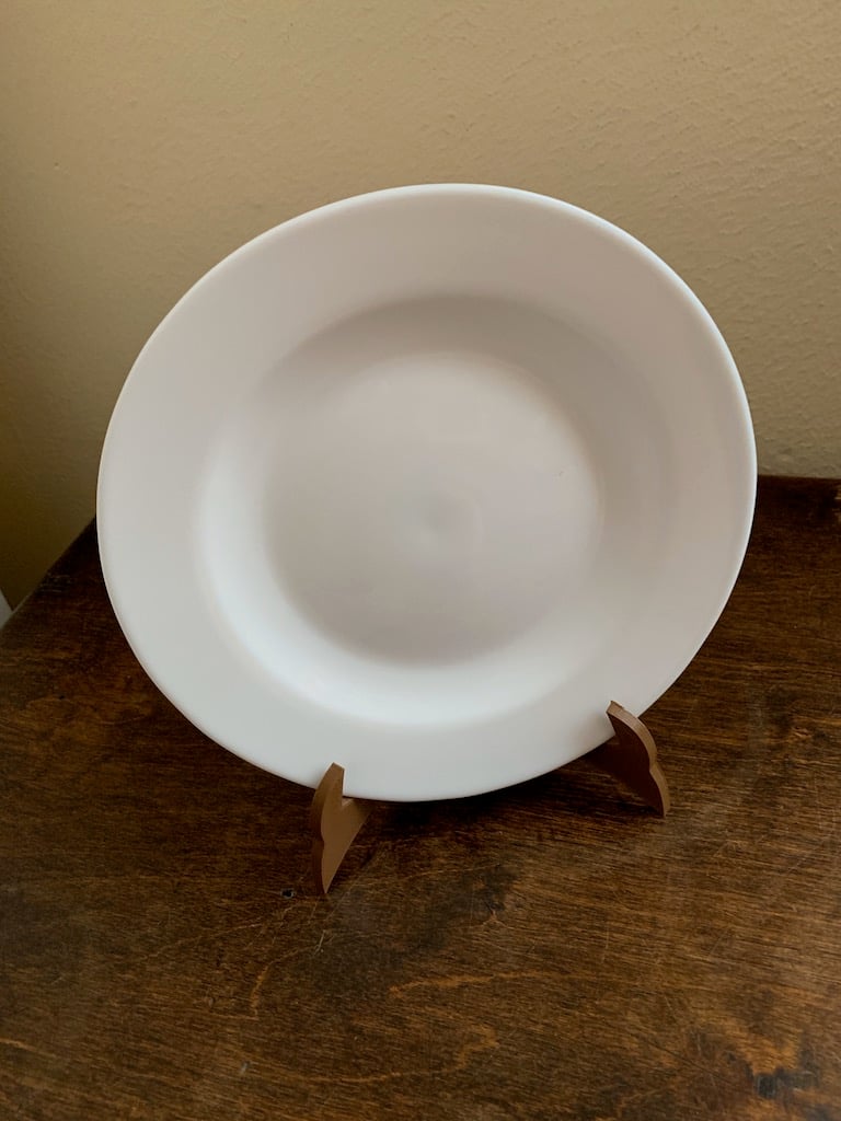 Universal plate/picture stand