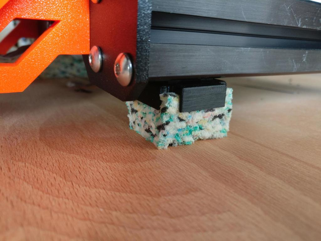 Recycled foam anti vibration foot for Prusa