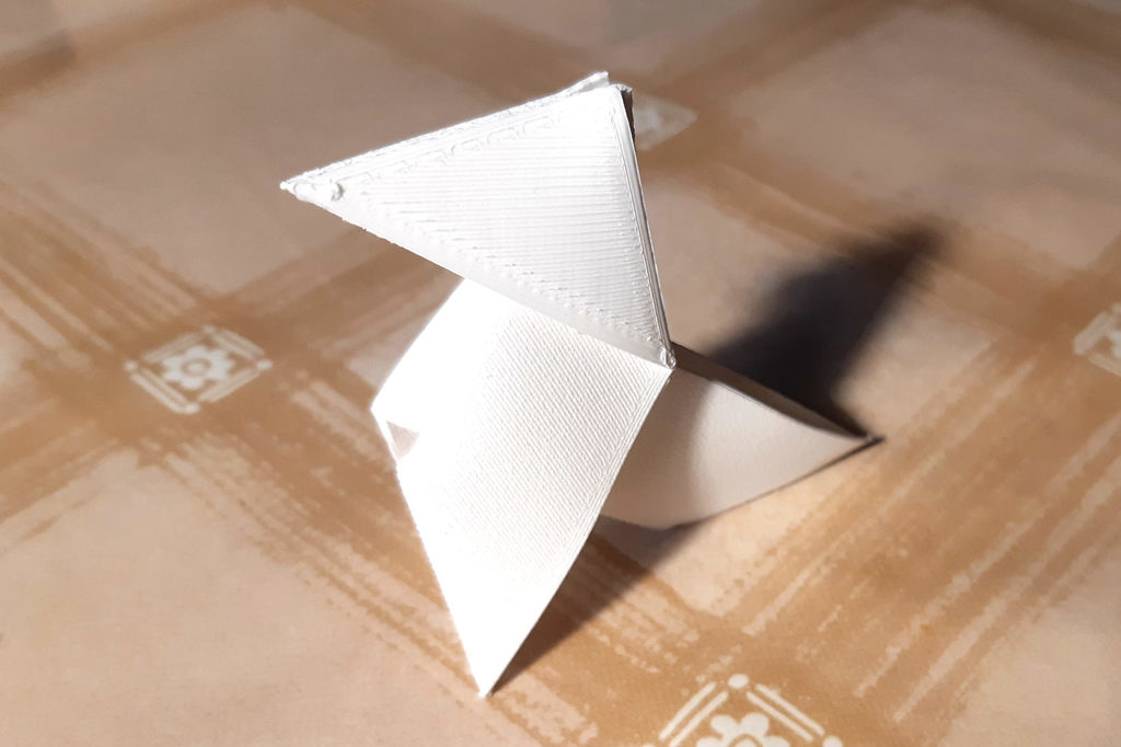Origami paper bird (classic)