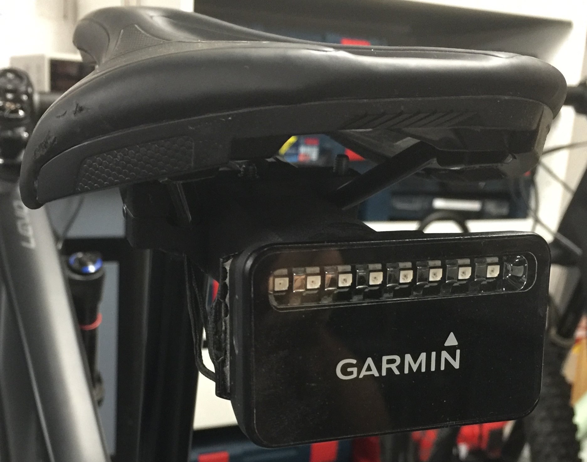 Garmin Varia saddle rail mount