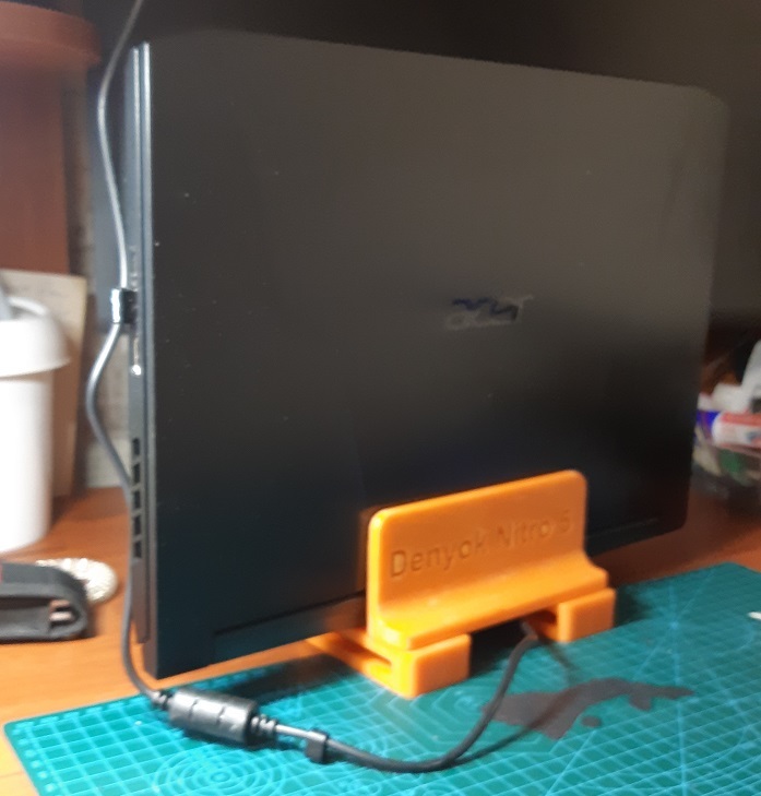 Adjustable laptop  stand