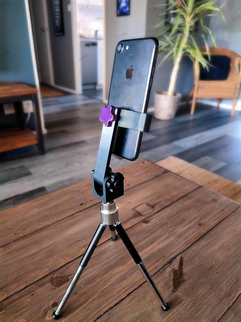 iPhone 7 Holder for camera stand