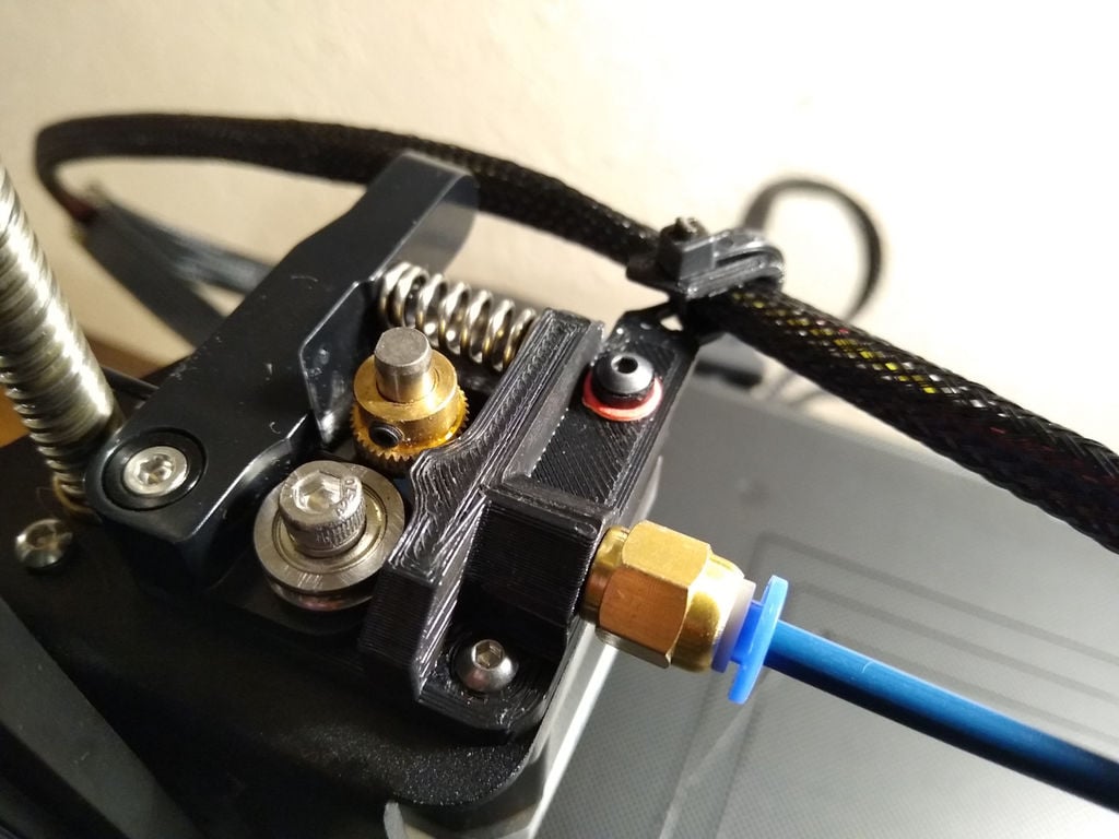 Flexible Filament Extruder Upgrade with Wire Holder