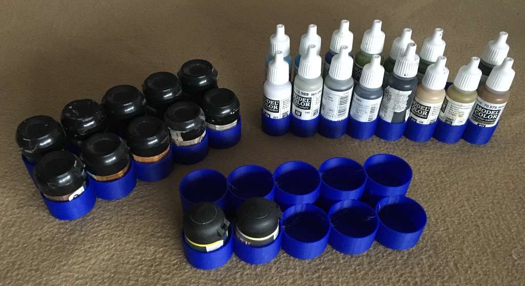 Customizable parametric paint bottle holder