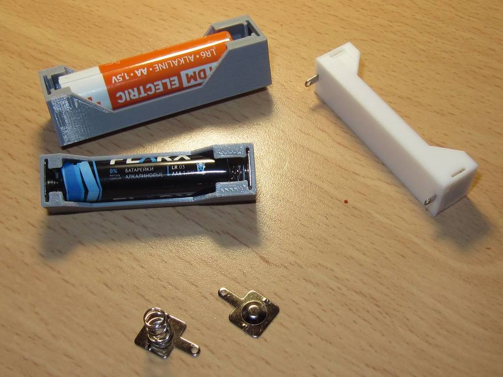 AA and AAA battery holders for arduino projects