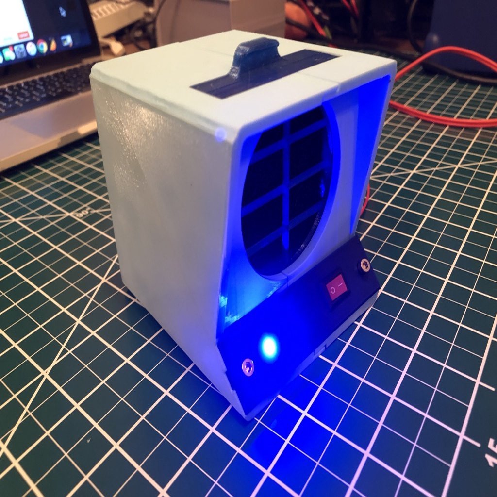 minimalist-3d-printed-fume-extractor_right_with_fan_wire_cutout