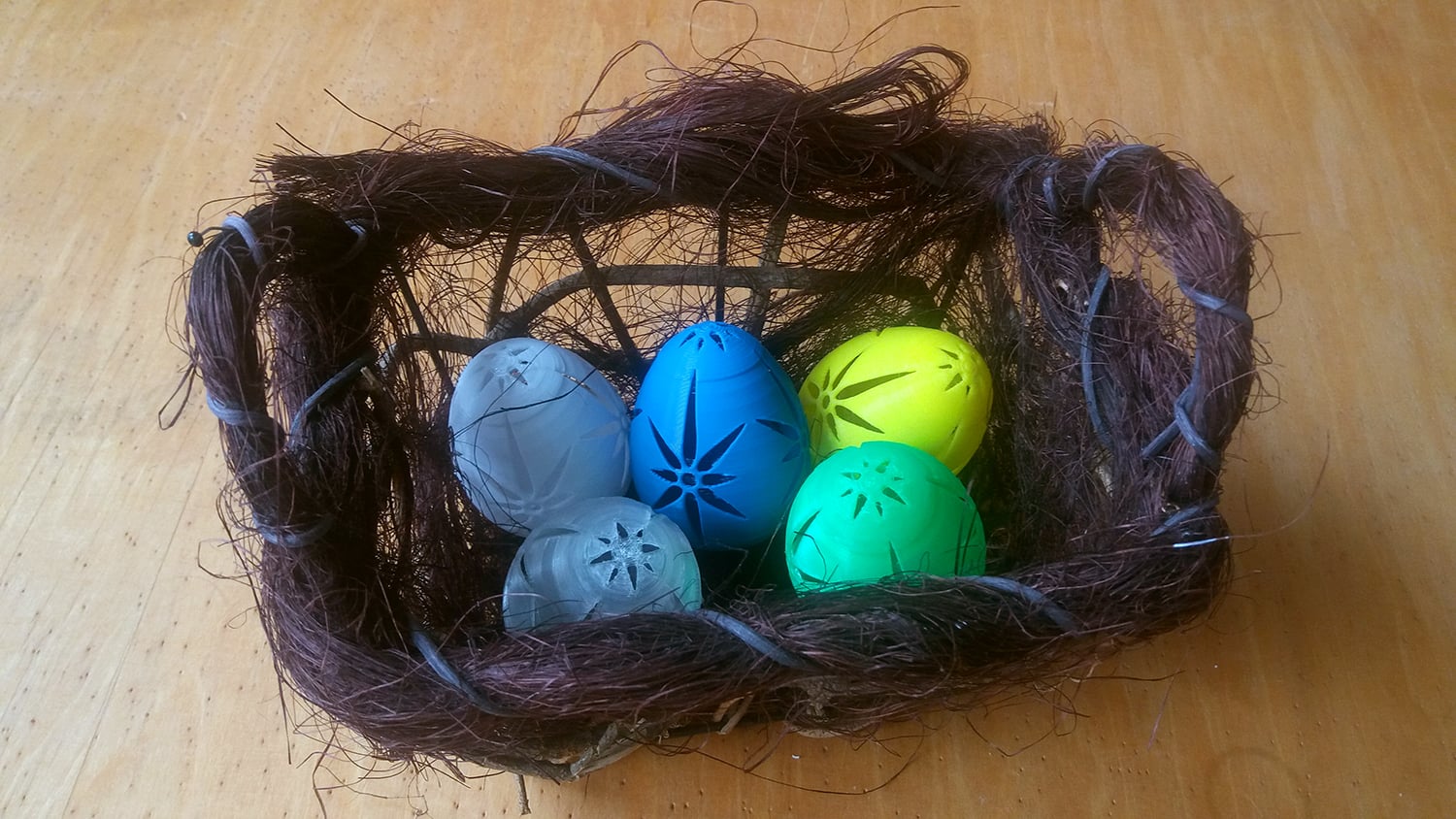 Easter egg with blossoms