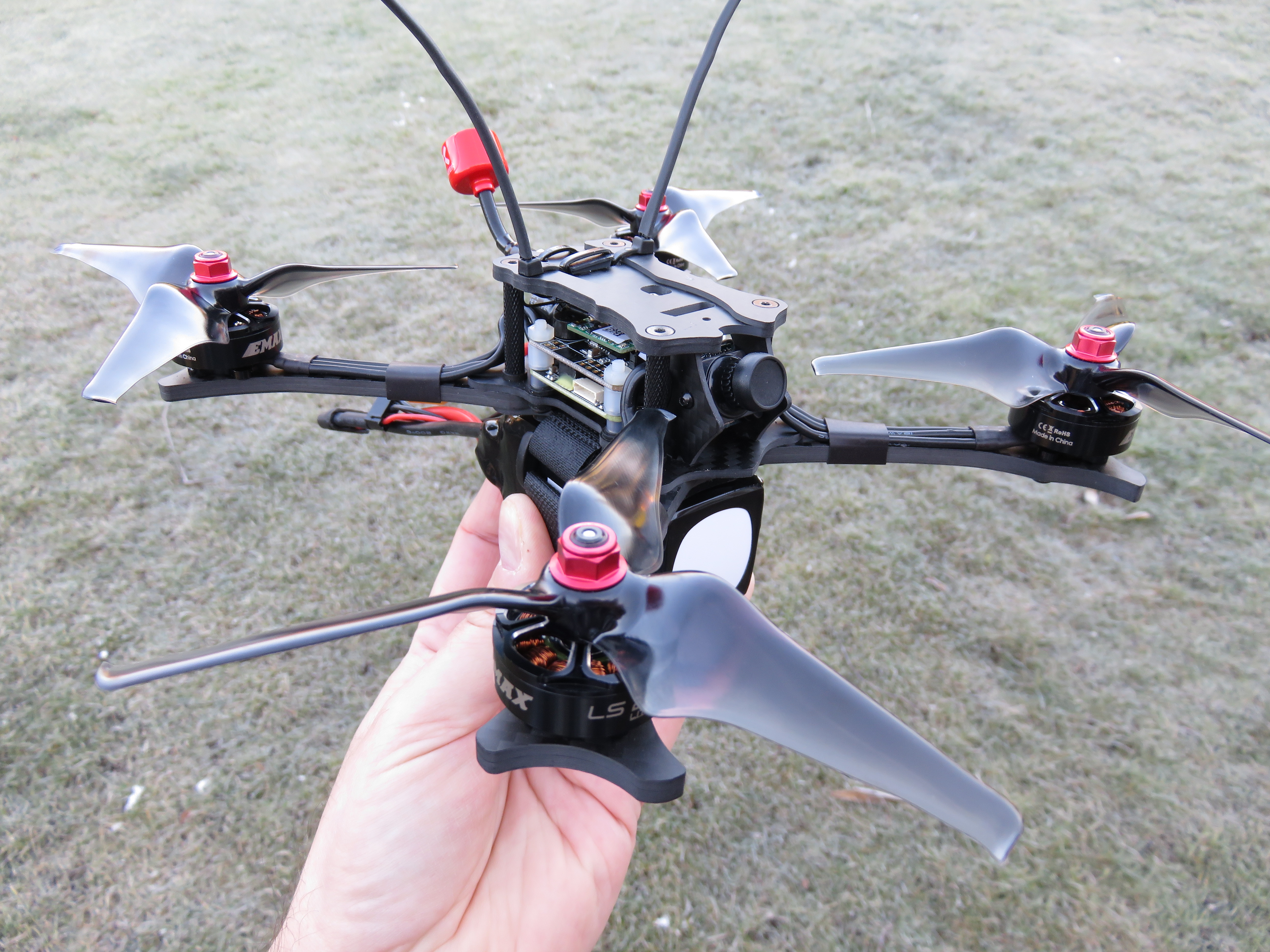 EMAX Hawk 5 Antenna Support