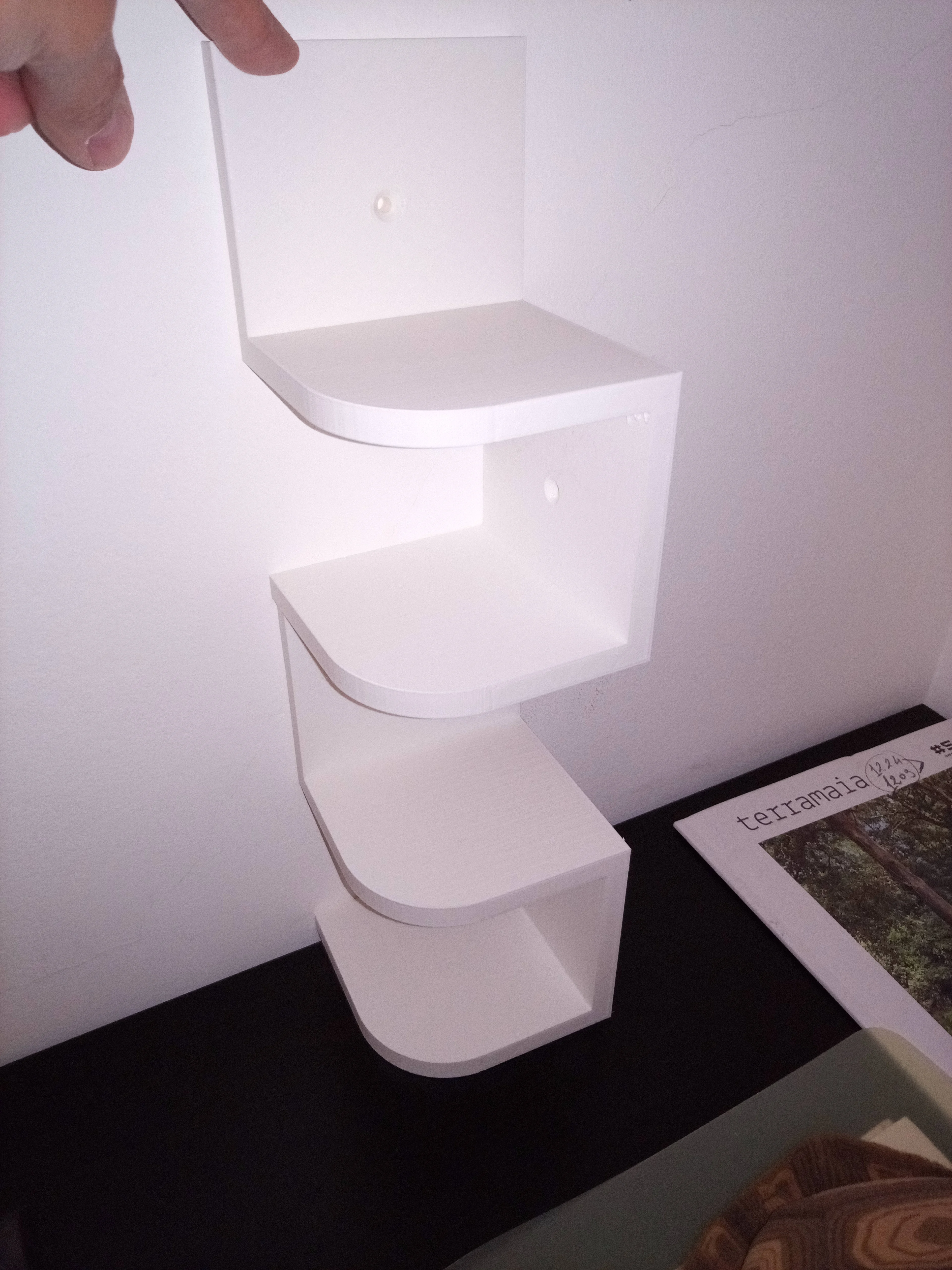 Corner shelf Stackable