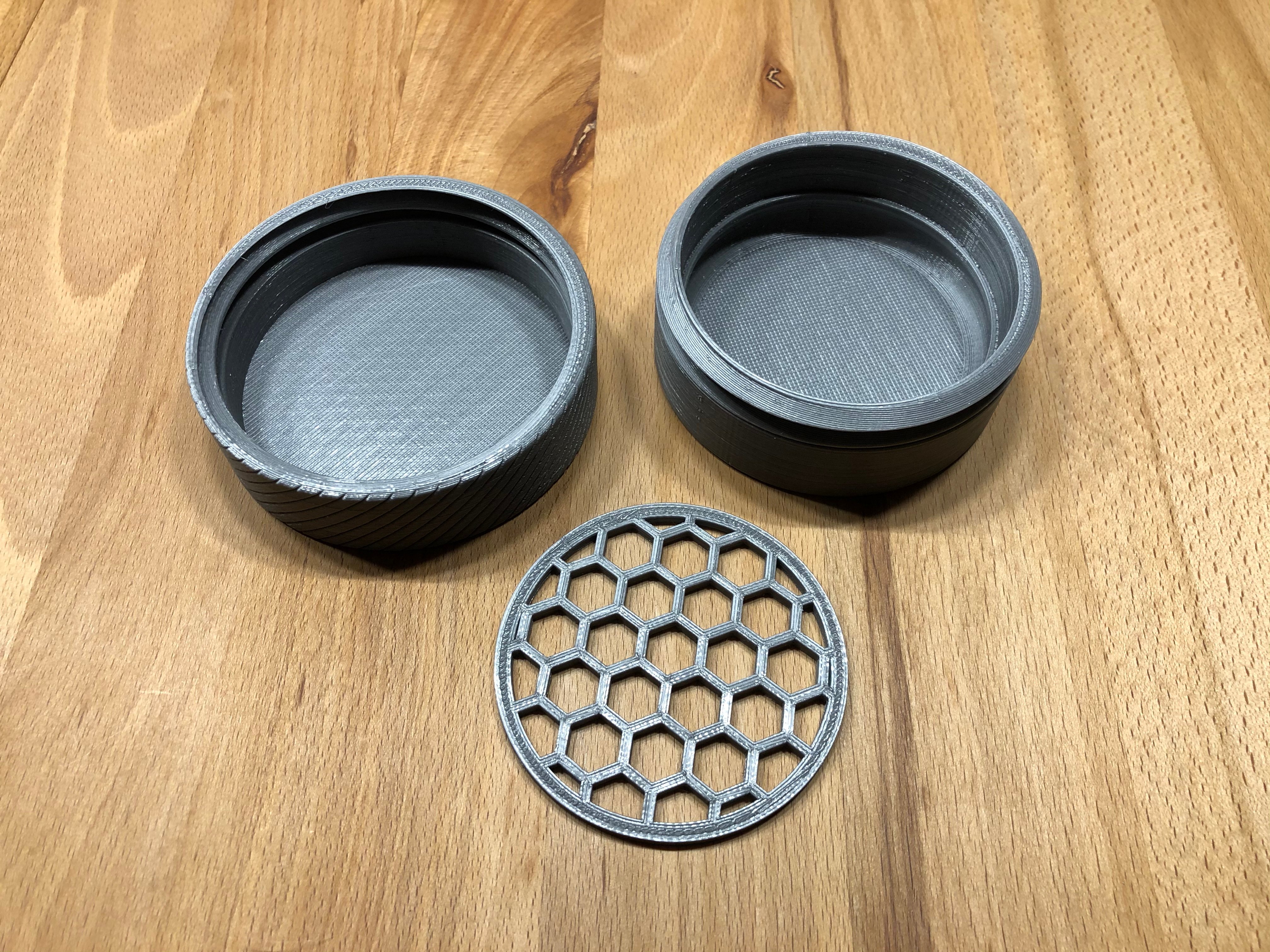 Shampoo bar can with lid and thread / Shampoo bar Dose mit Deckel und Gewinde