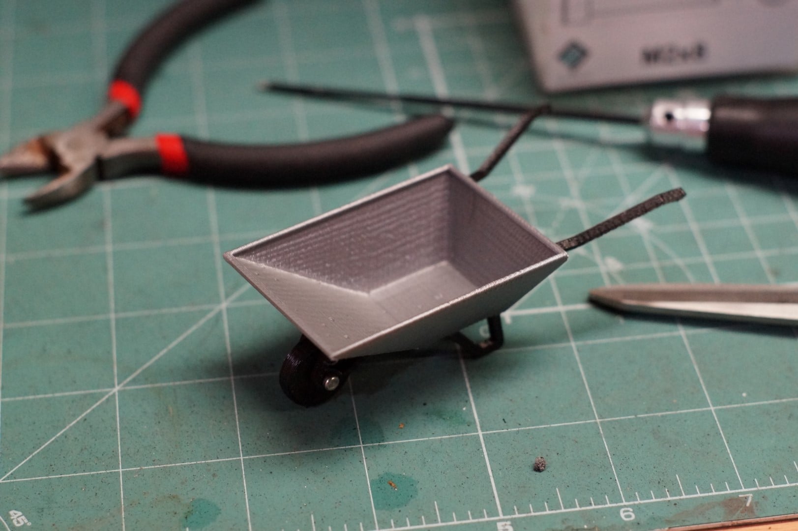 1/14 wheelbarrow