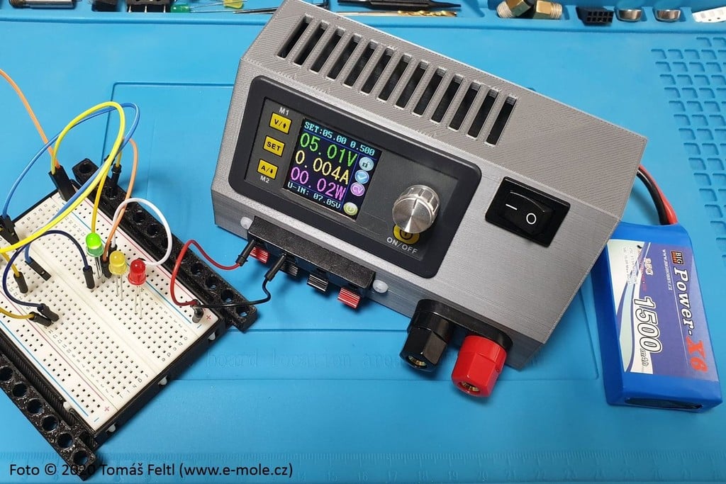 Fun science: Modular lab power supply with DPS3005