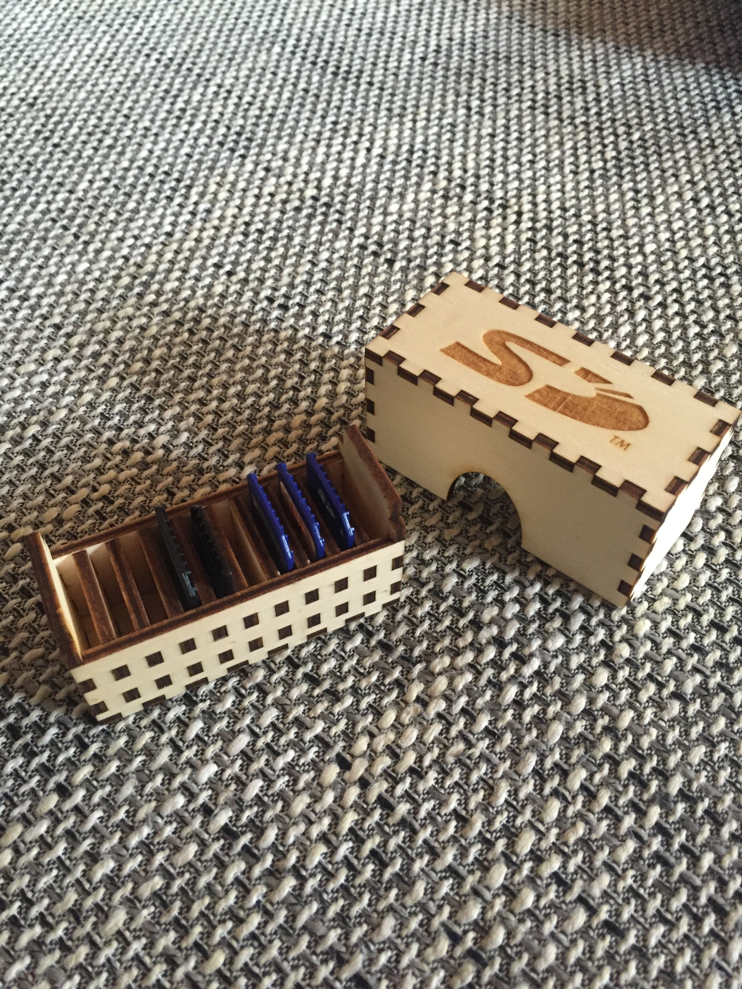 SD-Card Box for 10 Cards