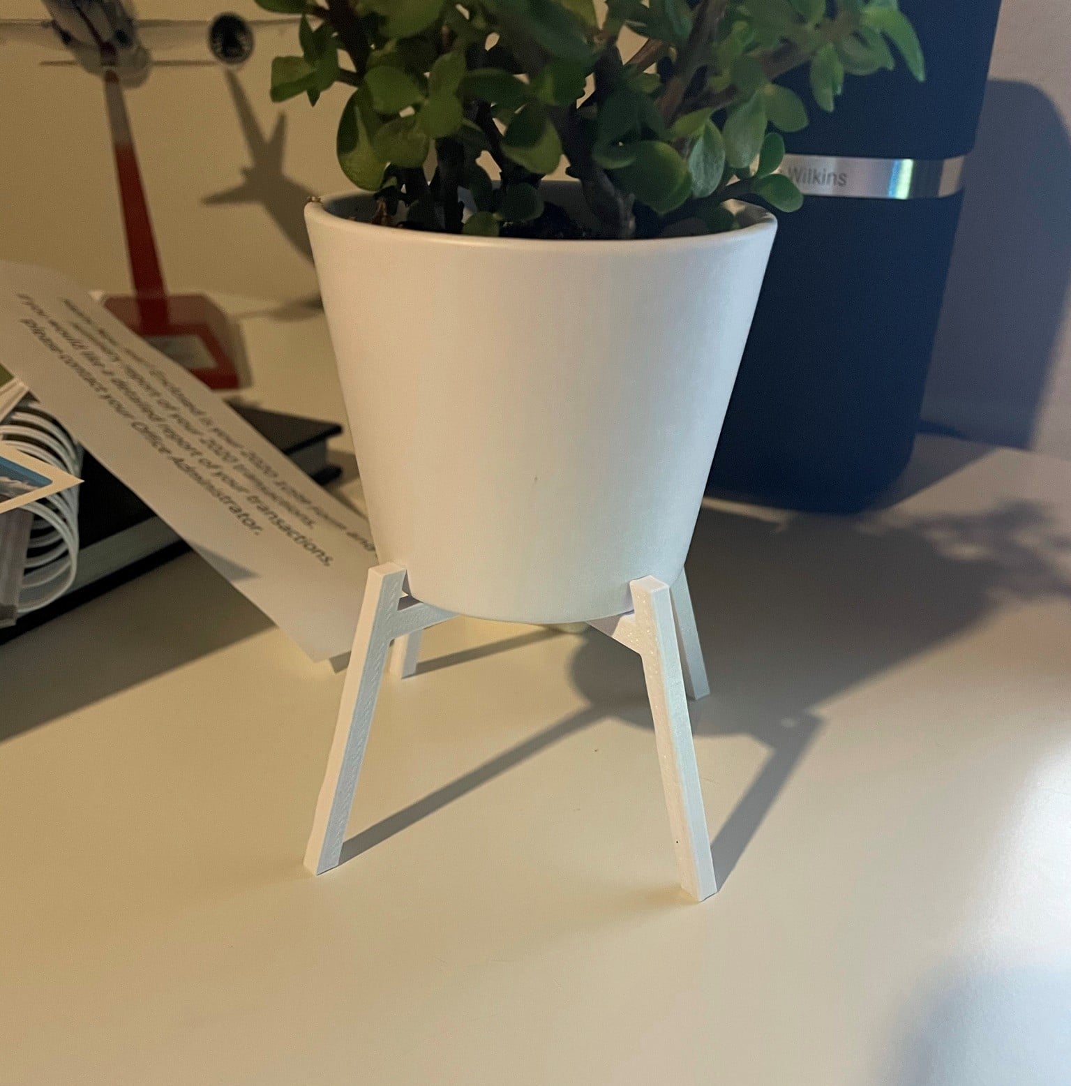 Small Flower Pot Riser