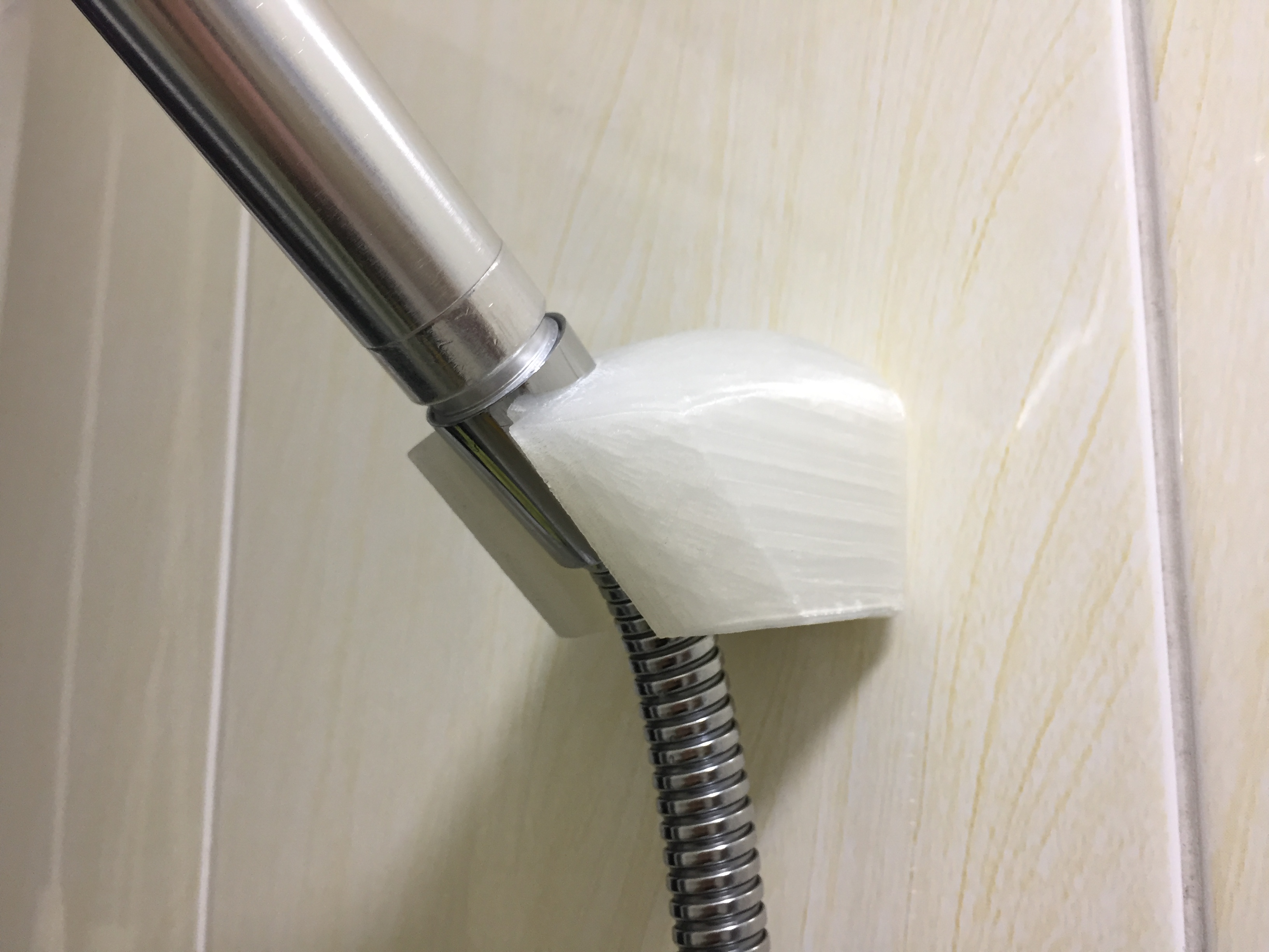 Showerhead Holder with very steep angle