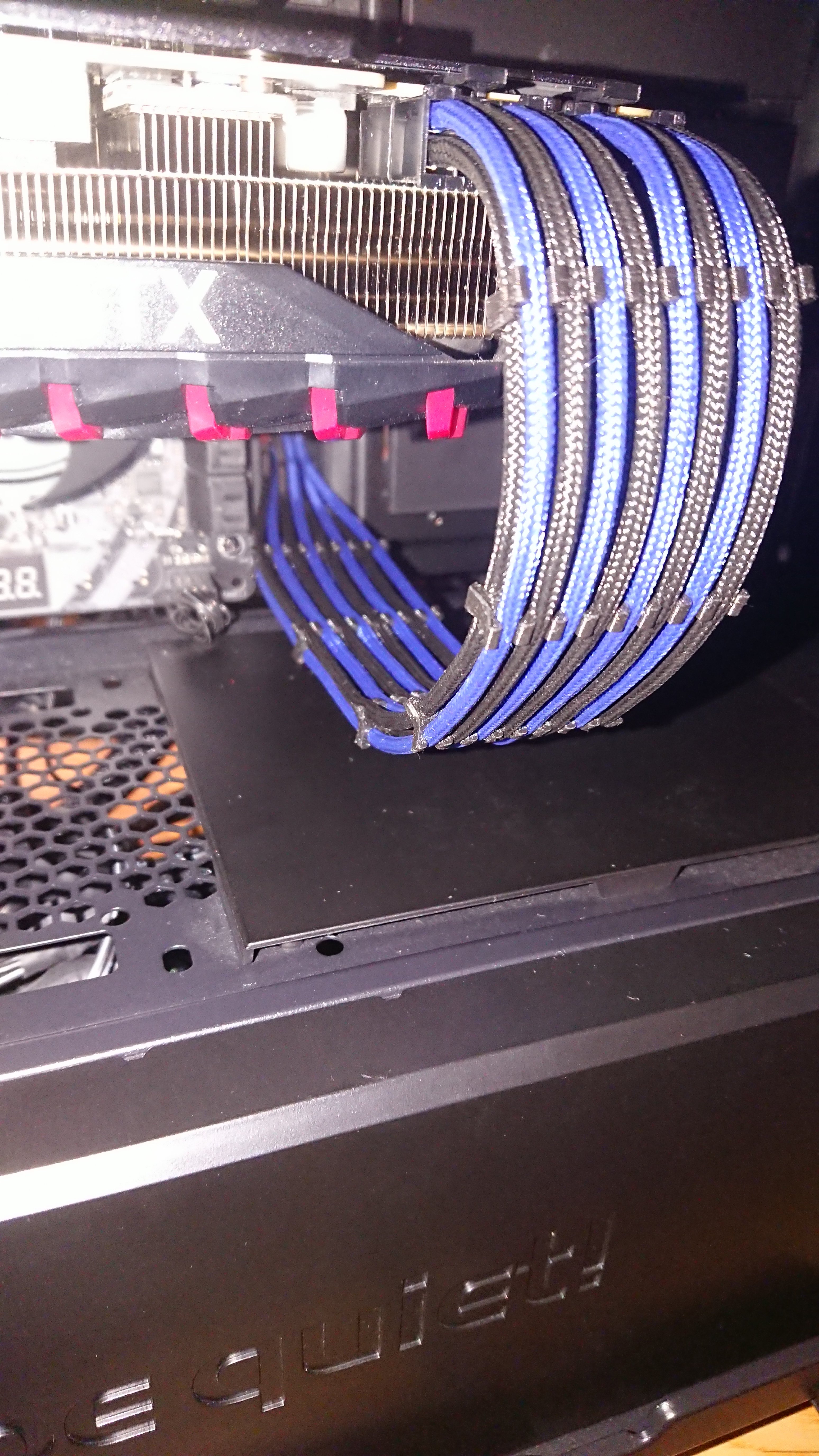 PC GPU CableComb x16 3mm Diameter