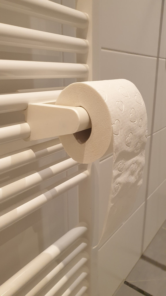 Toilet Paper Holder for Design Radiator