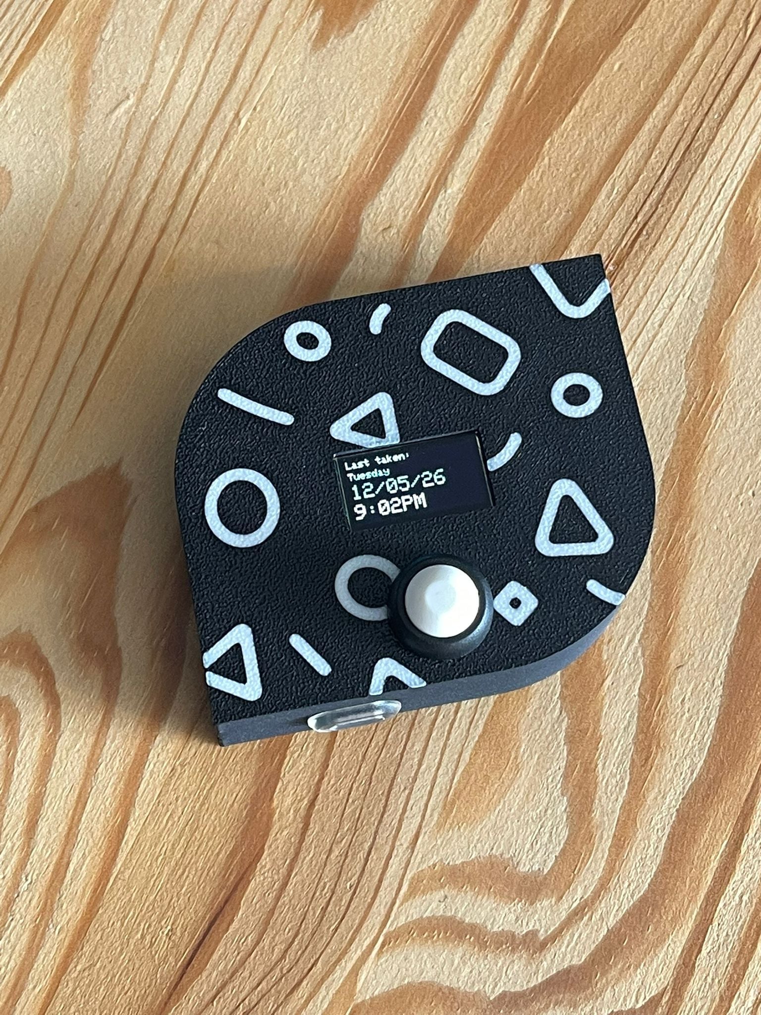 Medicine Tracker - ESP32 Based