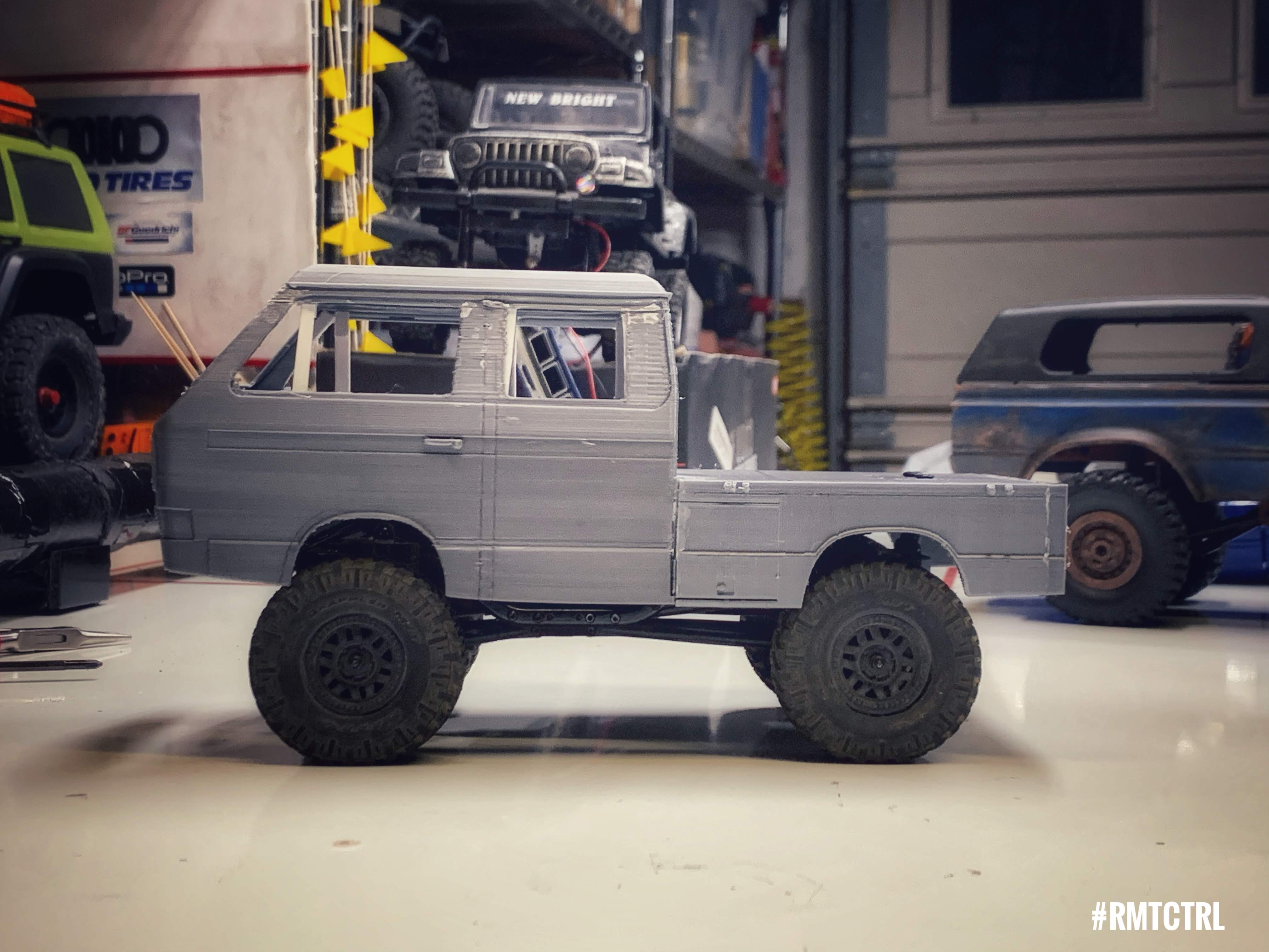 VW Vanagon Doka 1:24 Scale