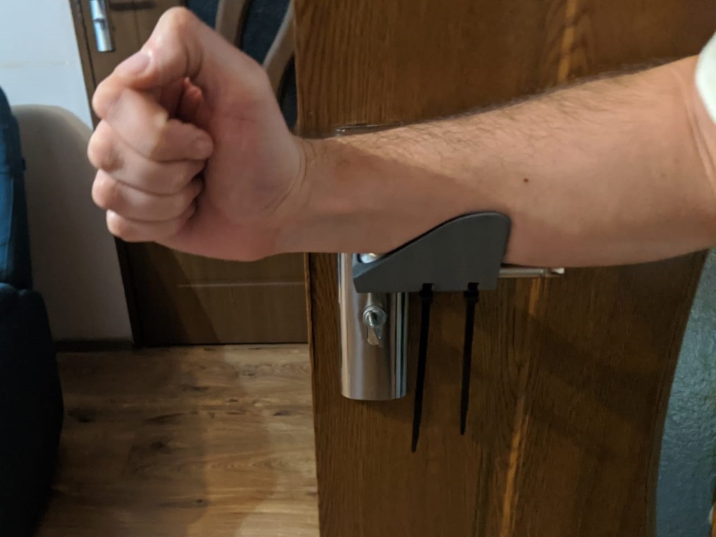 Hands free door handle