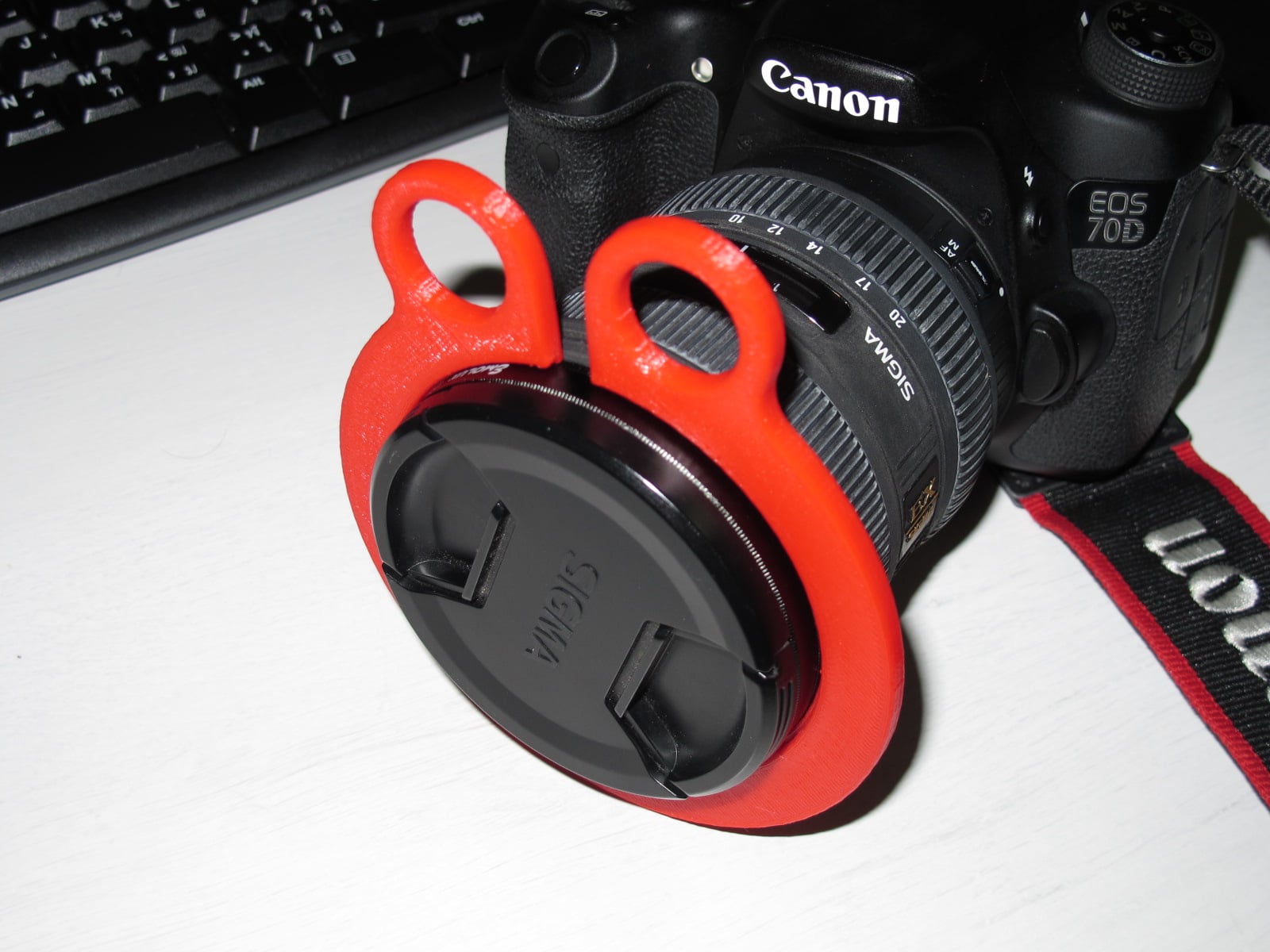Photographic filter removal tool