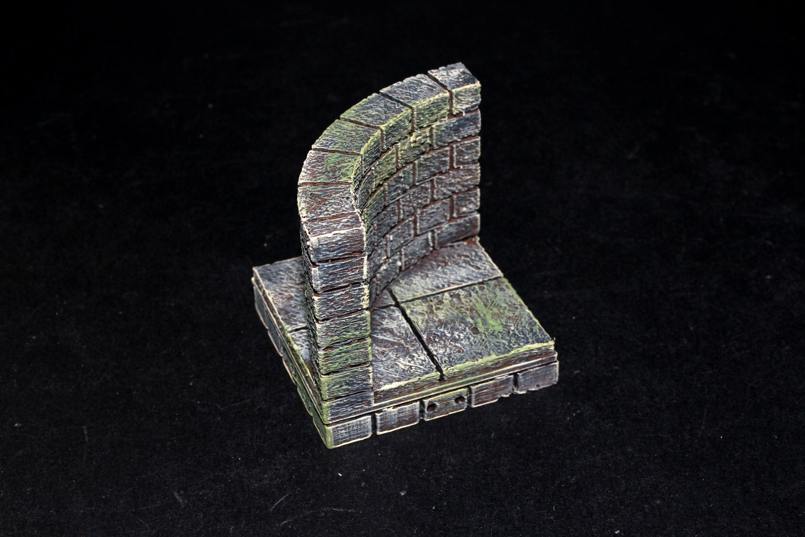 OpenForge 2.0 Cut Stone Curved (Square floor)